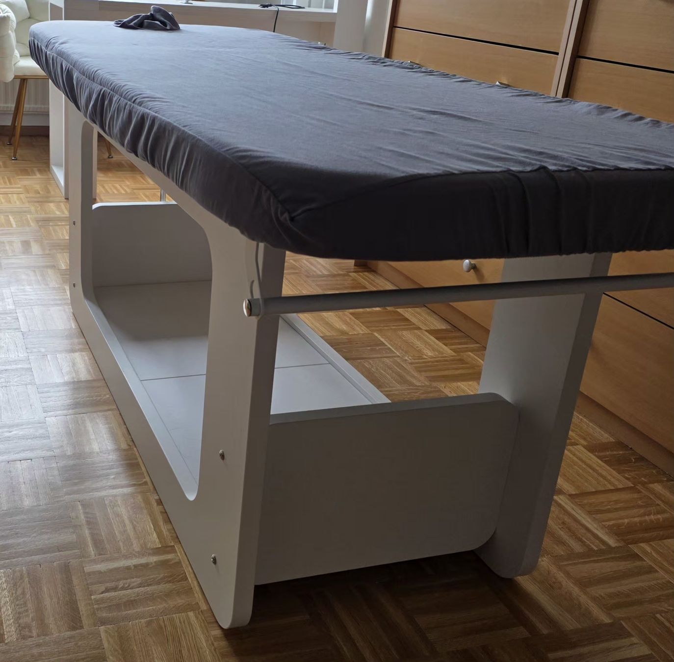 Dispositivi per massaggi: Lit de massage – Nuovo (secondo la descrizione) da La Tour-de-Peilz venduto da mar_vdr5