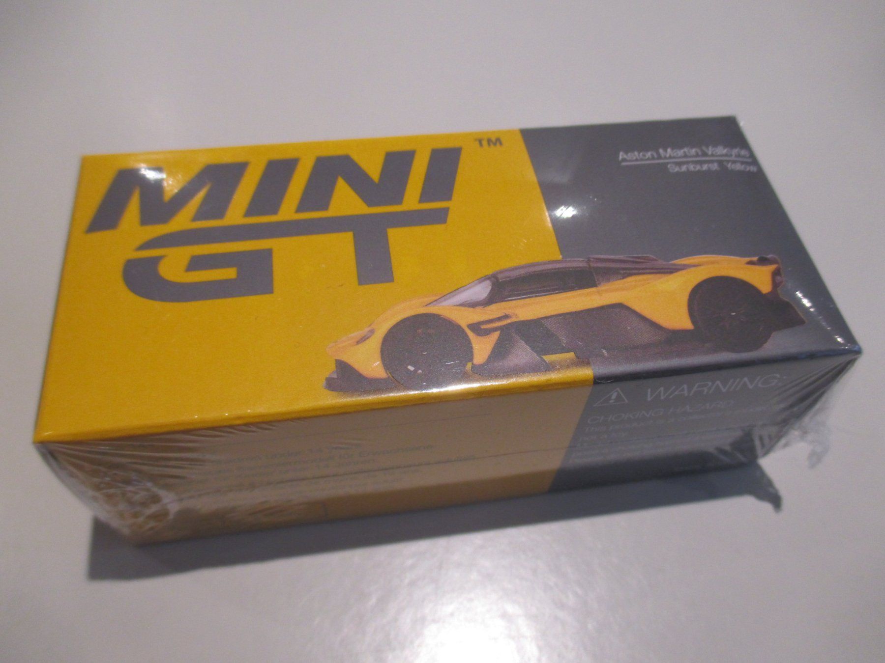 True Scale Miniatures Modellautos: 1:64 / TSM Mini-GT / Aston Martin Valkyrie / detailliert – Neu und originalverpackt aus Welschenrohr von StarRecordsGmbH 1