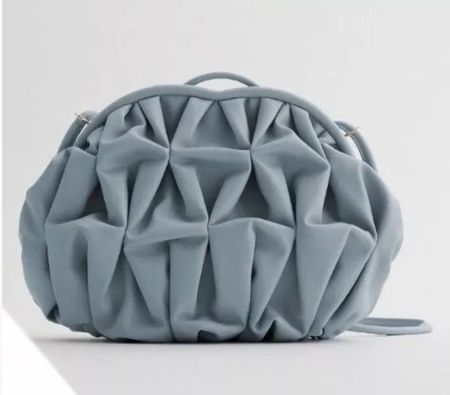 Zara Tasche Schultertasche Umhängetasche hellblau Neu