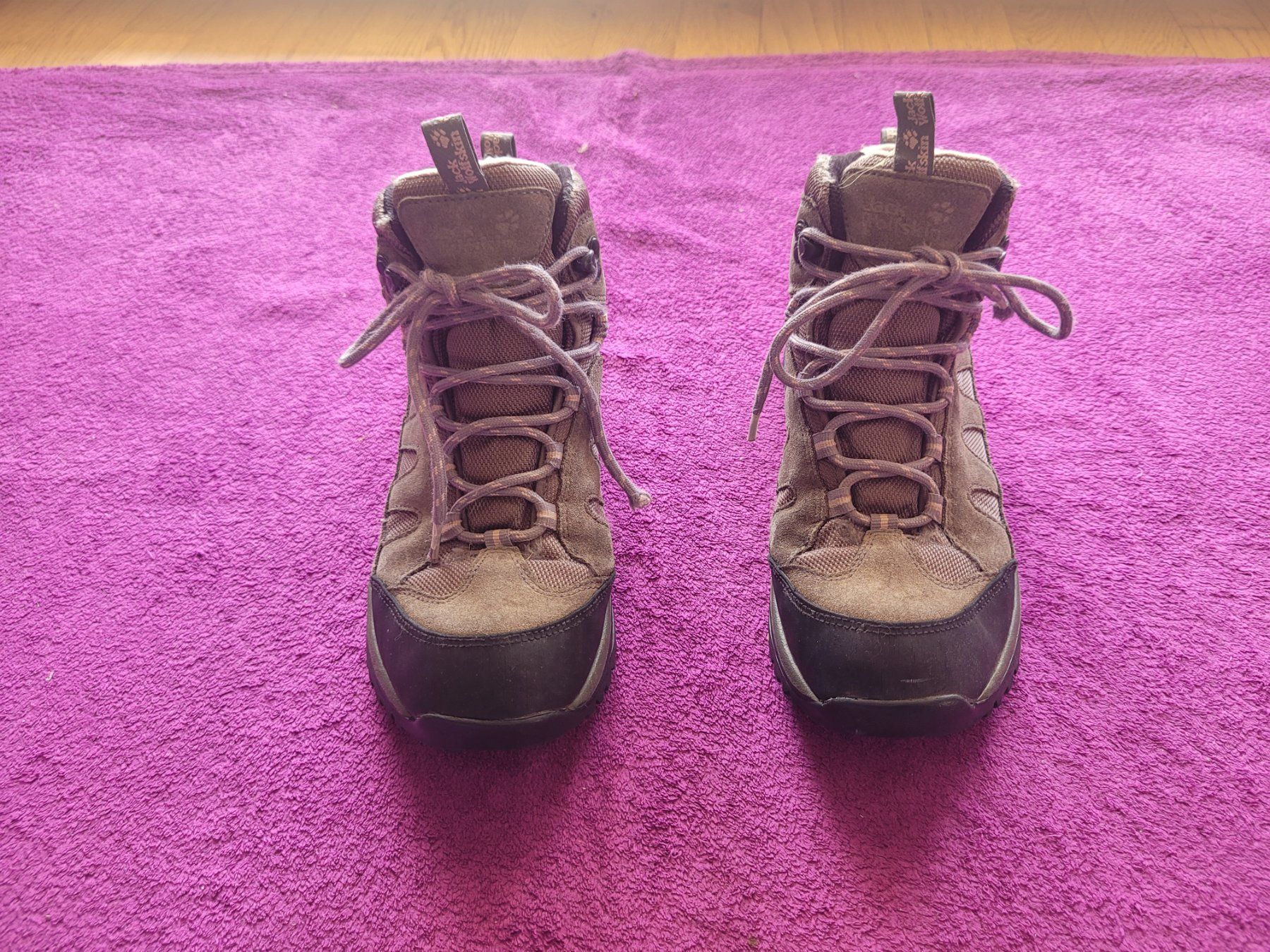 Jack Wolfskin Schuhe für Jungen: Wanderschuhe / Schuhe / Stiefel von Jack Wolfskin Gr. 38 – Gebraucht aus Müllheim Dorf von Seeeule01 1