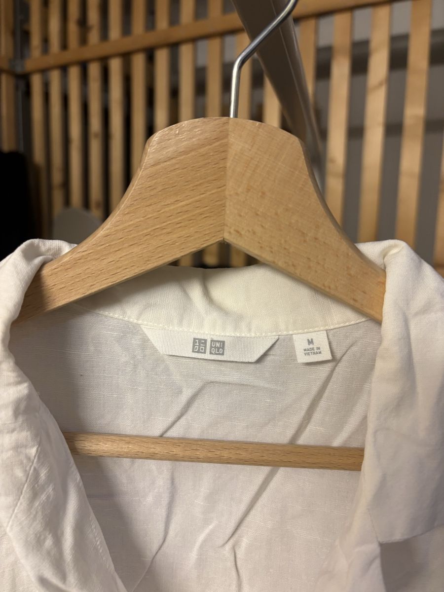 Blusen: Kurzes Leinenhemd Uniqlo – Neu (gemäss Beschreibung) aus Basel von a.tamara9 1