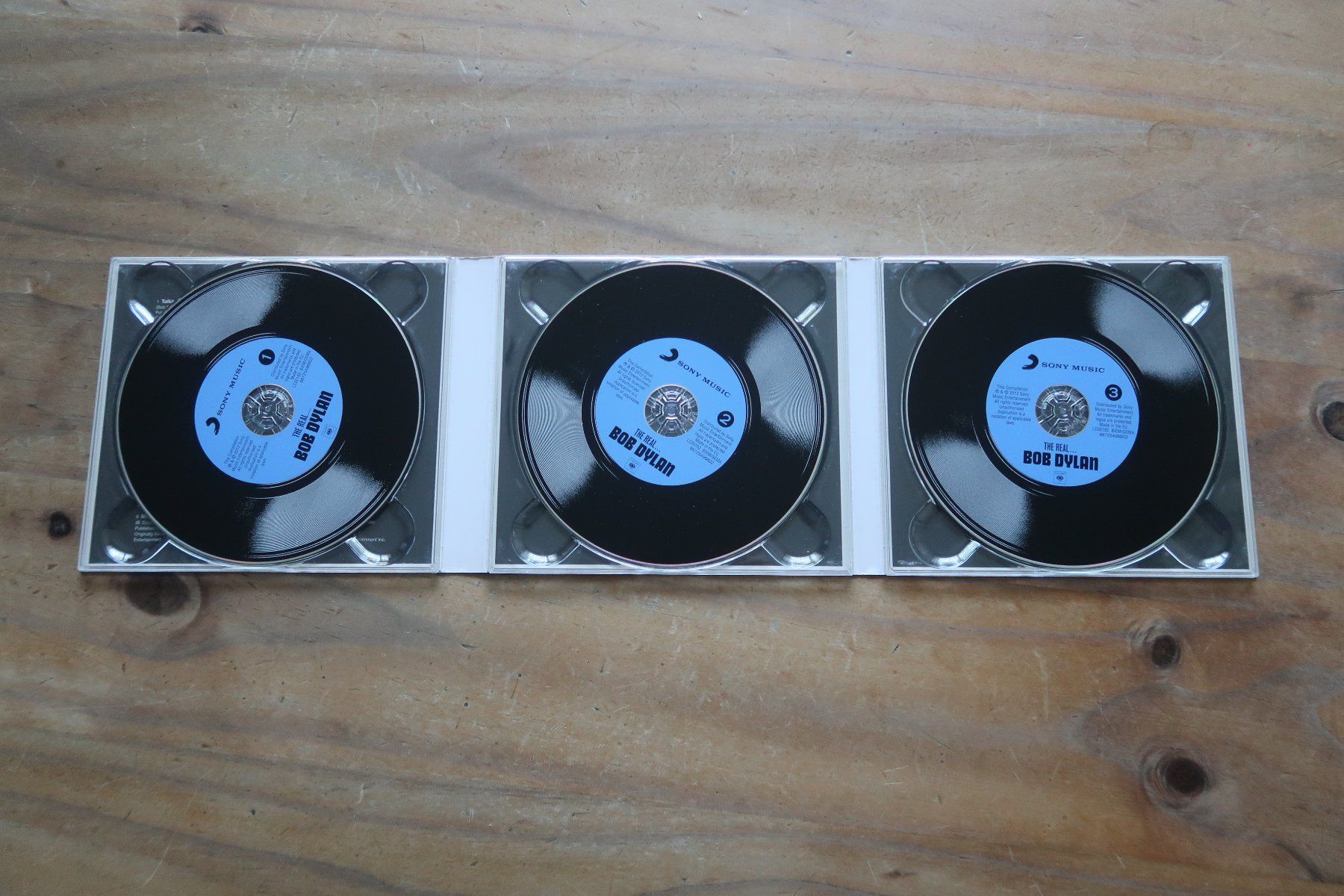 CD: BOB DYLAN - THE REAL ULTIMATE BOB DYLAN COLLECTION - 3x CD – Usato da Basel venduto da Patiscat 5