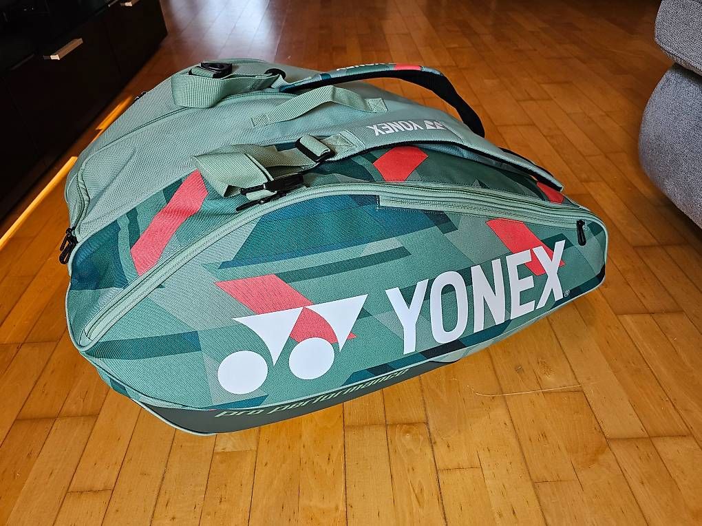 Yonex Taschen: Yonex Pro Racket Olive Green Bag – Neu (gemäss Beschreibung) aus Rümlang von gkollias94