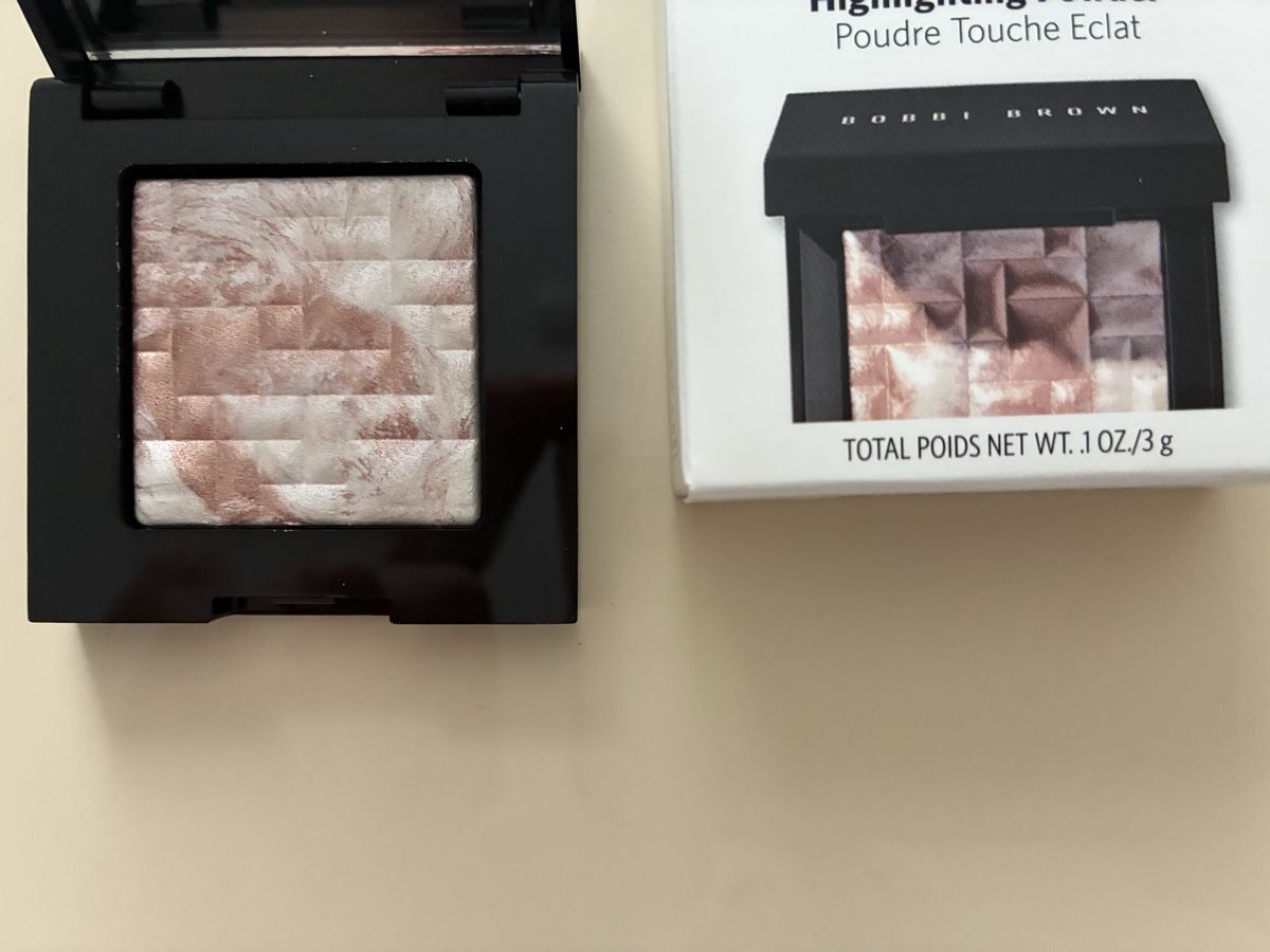 Make-up: NEU Bobbi Brown Highlighter zwei Nuancen – Nuovo e nell'imballaggio originale da Bern venduto da robin1971 3