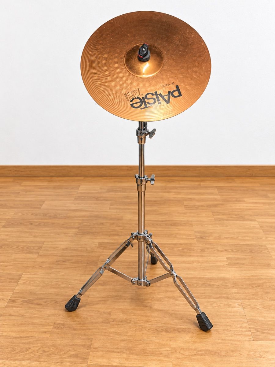Yamaha Strumenti musicali: Yamaha Stage Custom mit Becken, Hardware und Hocker – Usato da Buchrain venduto da Lama6 6