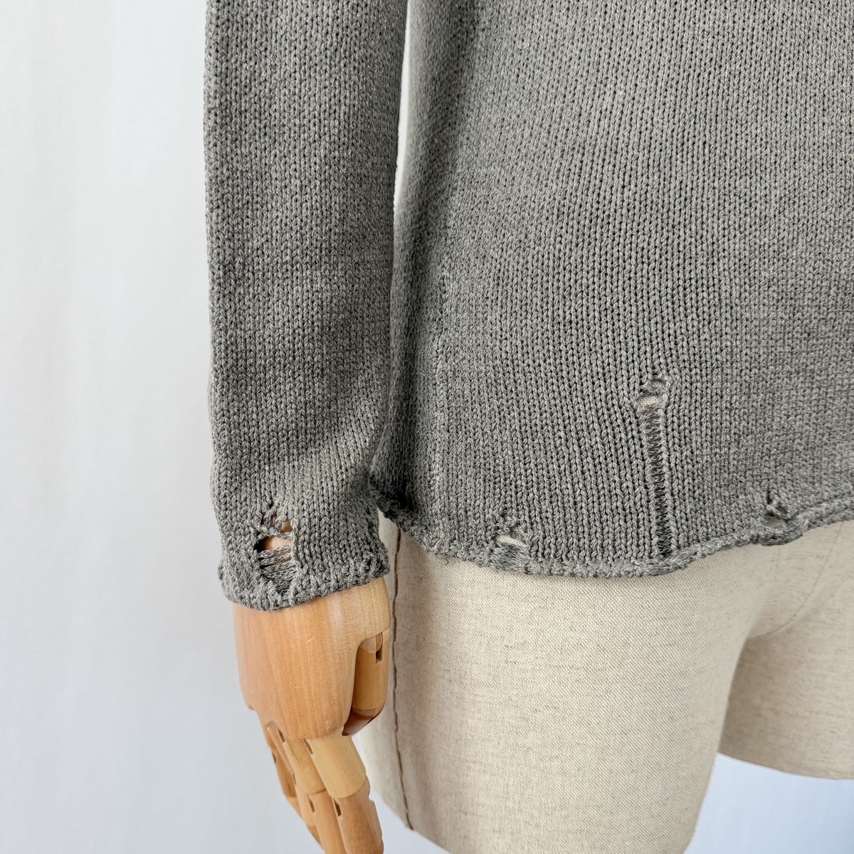 Pullover & Sweatshirts: NEVER ENOUGH Distressed Cotton Knit Pullover – Neu (gemäss Beschreibung) aus Emmen von Nightingale_2022 2