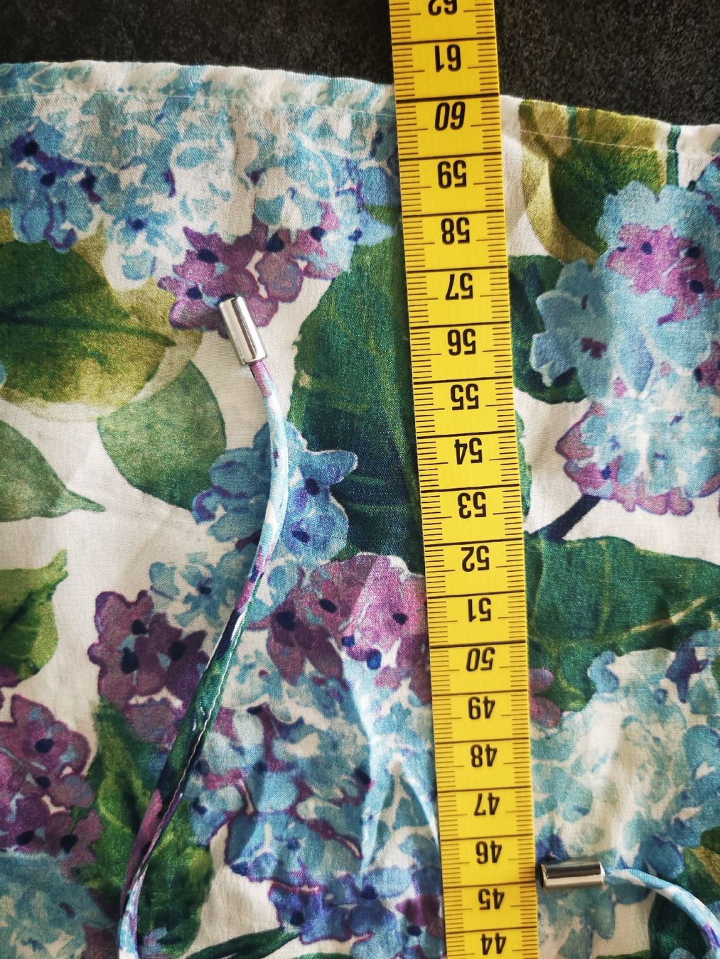 Hallhuber Camicette: Hallhuber Seiden Bluse, Gr. 36, Blumenmuster – Nuovo (secondo la descrizione) da Steinhausen venduto da BertiMar 5