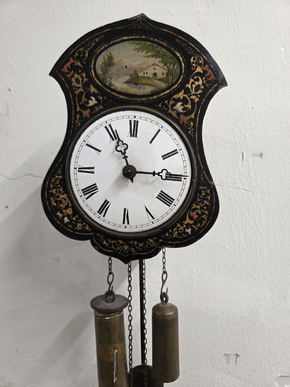 Stand- & Wanduhren: Antike Wanduhr,  bemalt – Gebraucht aus Dietikon von Allegra34