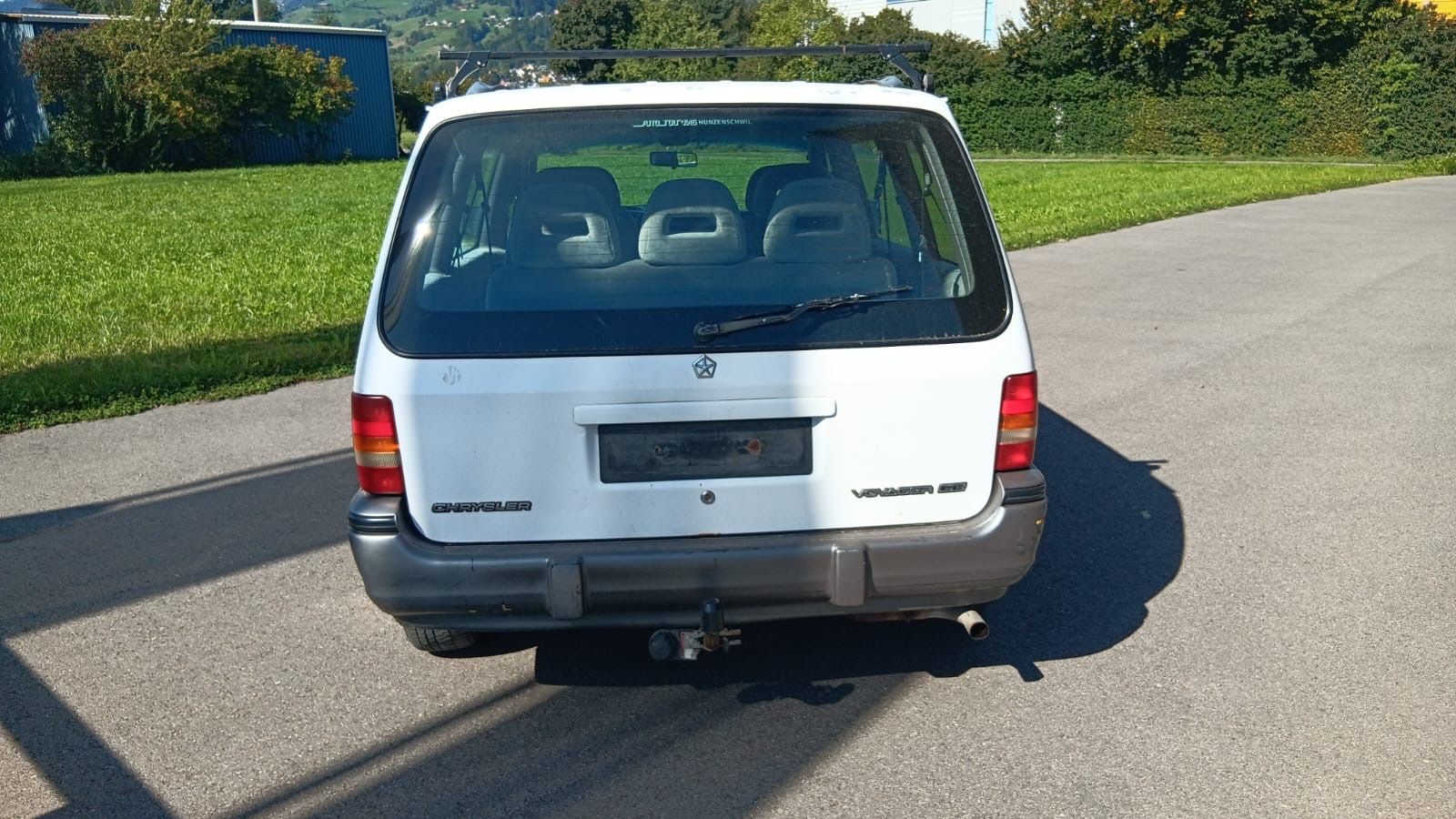Chrysler Automobili: Chrysler Voyager 3.3 – Usato da Rebstein venduto da TonyRasta-Autohandel 3