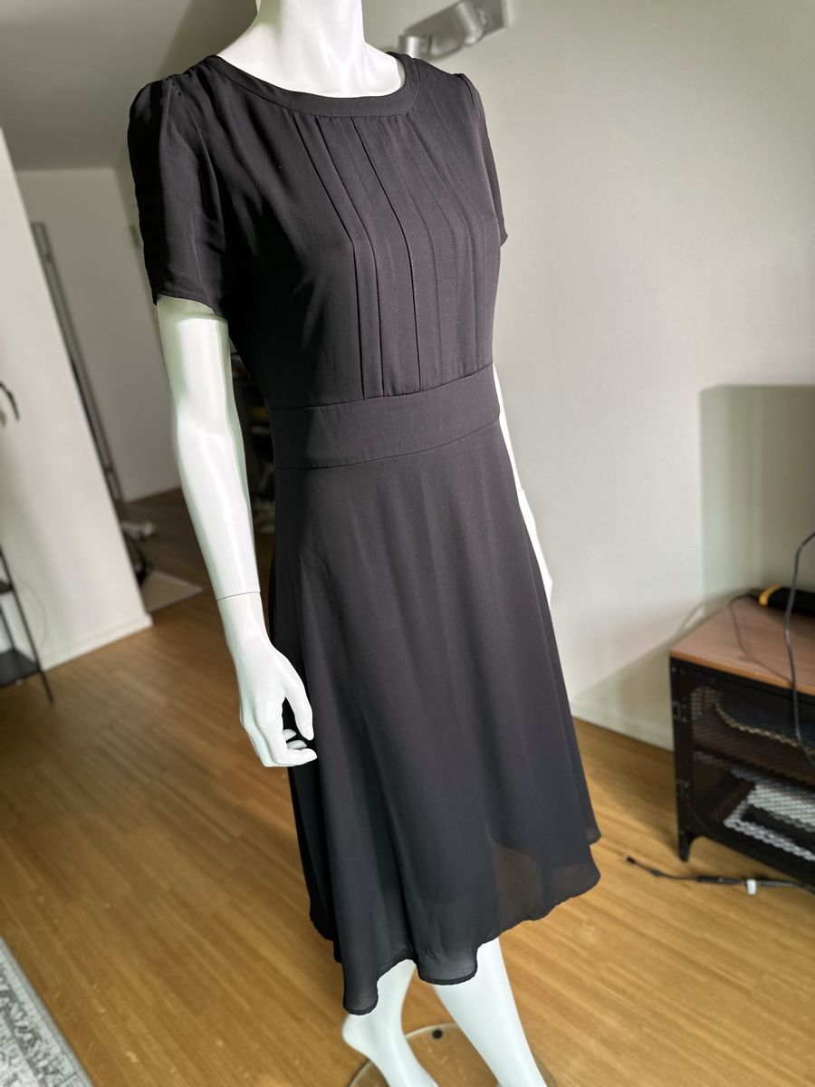 Mint & Berry Vestiti: Damenkleid von Mint&Berry – Usato da Adliswil venduto da RicPro