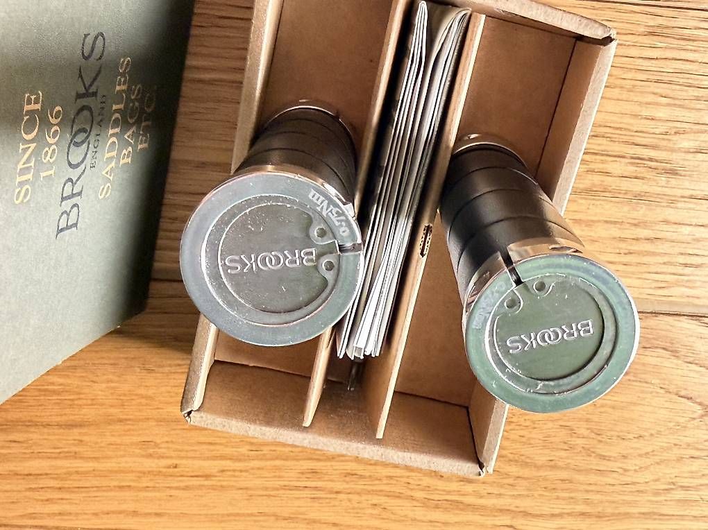 Brooks Pezzi di ricambio: New old stock, Brooks Slender Leder-Griffe – Nuovo (secondo la descrizione) da Cham venduto da MC_0605 3