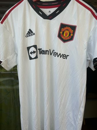 Manchester United Original Adidas Trikot 2022/23 – Größe L