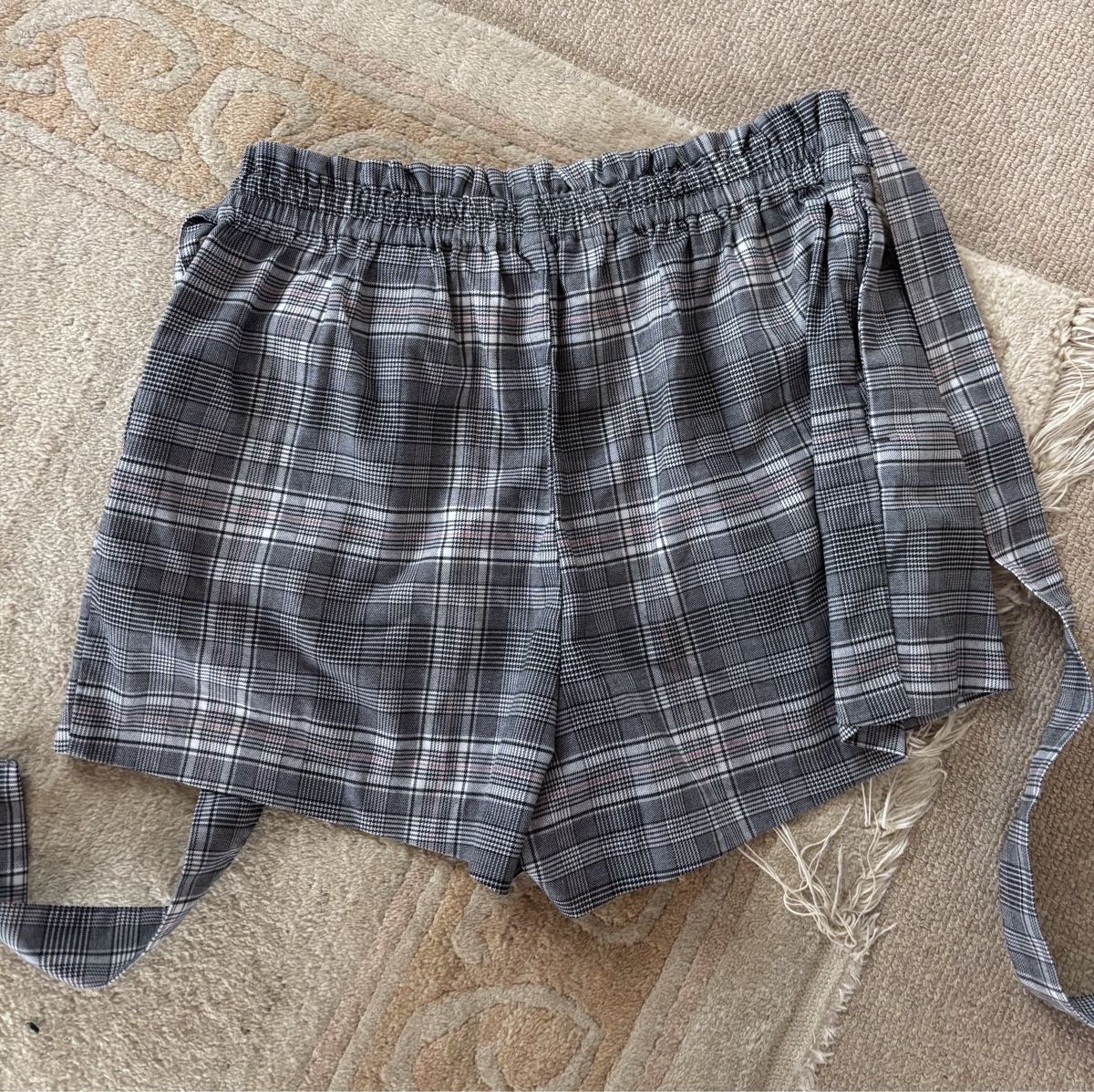Pantaloni: Kurze Stoffhosen – Usato da Eggersriet venduto da car_w5cl 4