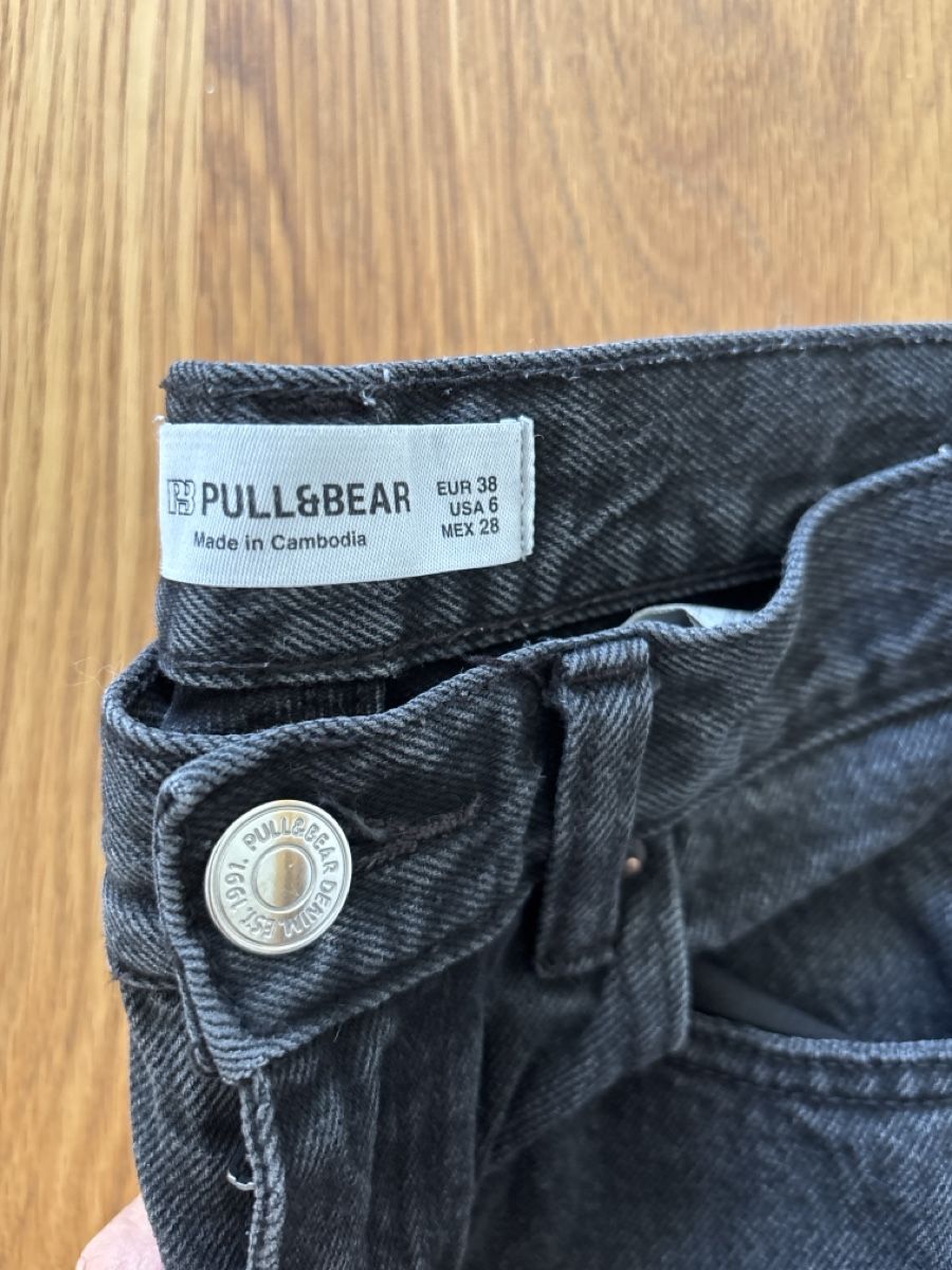 Pull&Bear Pantaloni: Jeans Pull&Bear grigio scuro, taglia 38 - perfetti! – Usato da Birsfelden venduto da lombardiA 3