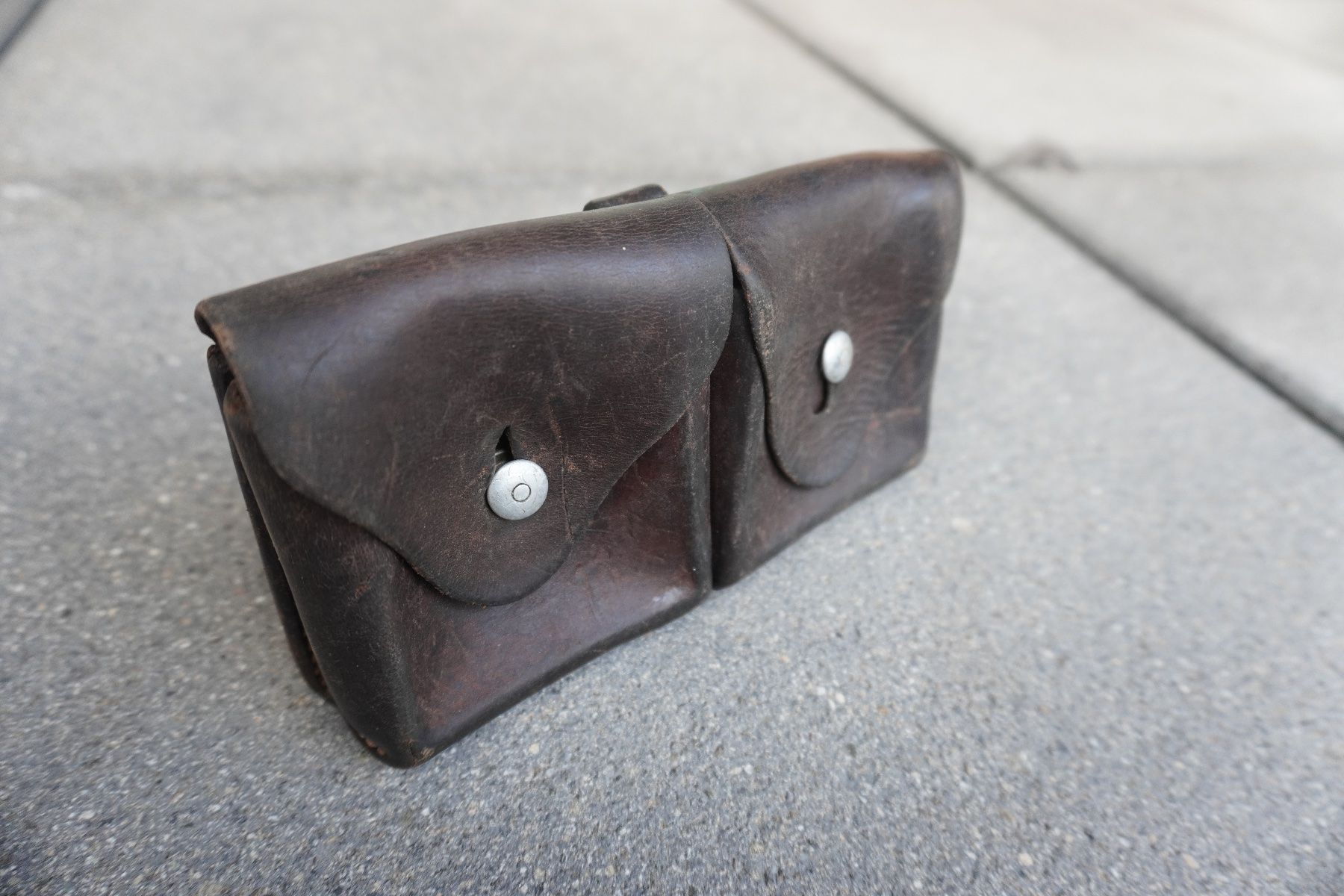 Tir sportif: Antike Patronen Tasche der Schweizer Armee – D'occasion à Chur par JennyAlexander 2