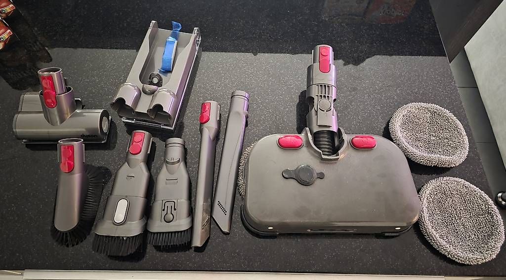 Aspirapolveri & Accessori: Dyson V11 Aufsätze – Nuovo e nell'imballaggio originale da Affoltern am Albis venduto da heury