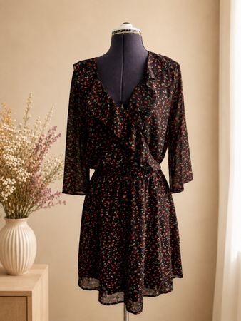 About You Kleid Gr. 38 Blumen Volants 🍓🌸 wie neu