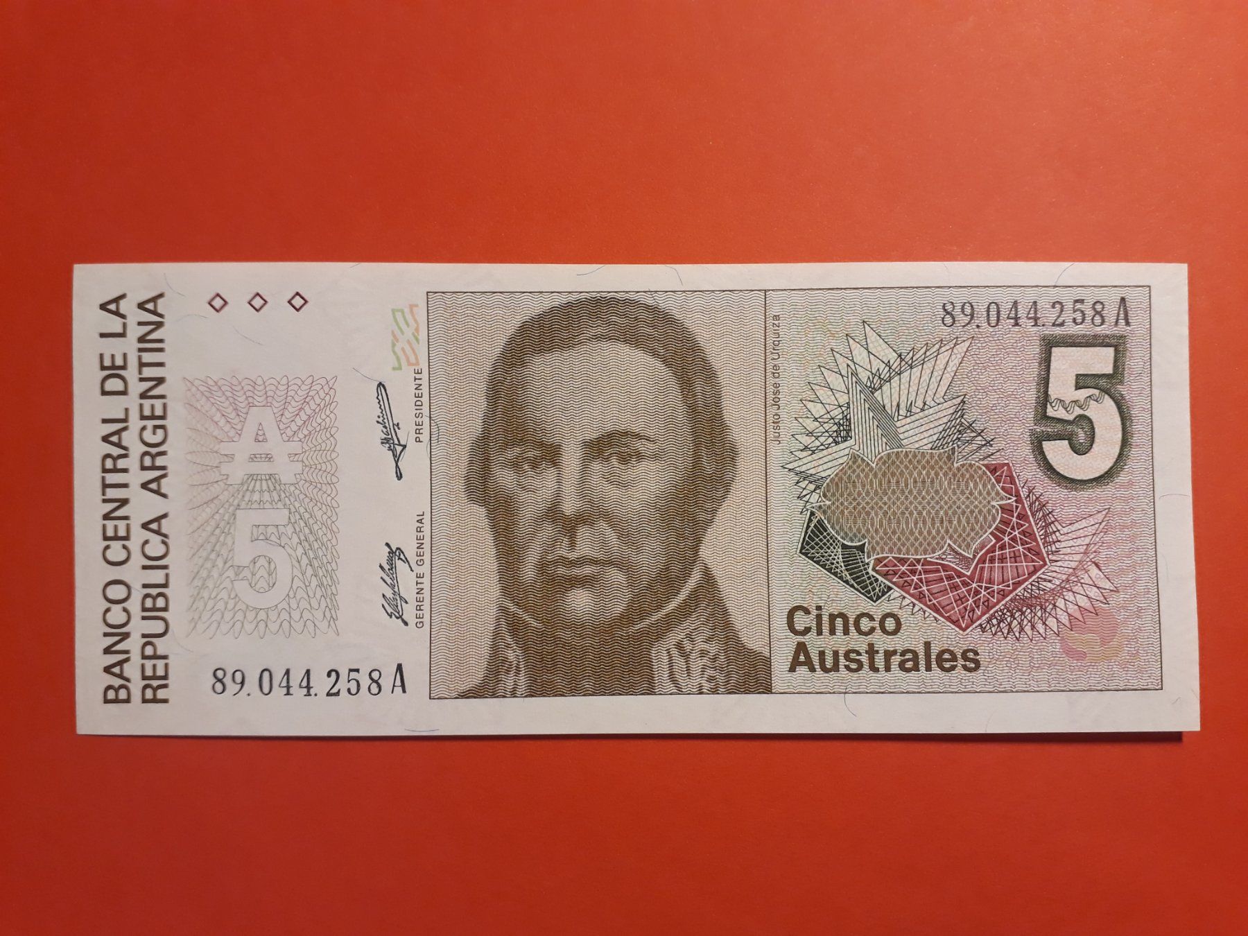 Banconote: ARGENTINIEN - 5 Australes UNC (89.044.258A) – Nuovo (secondo la descrizione) da Wichtrach venduto da LuckyLuke69