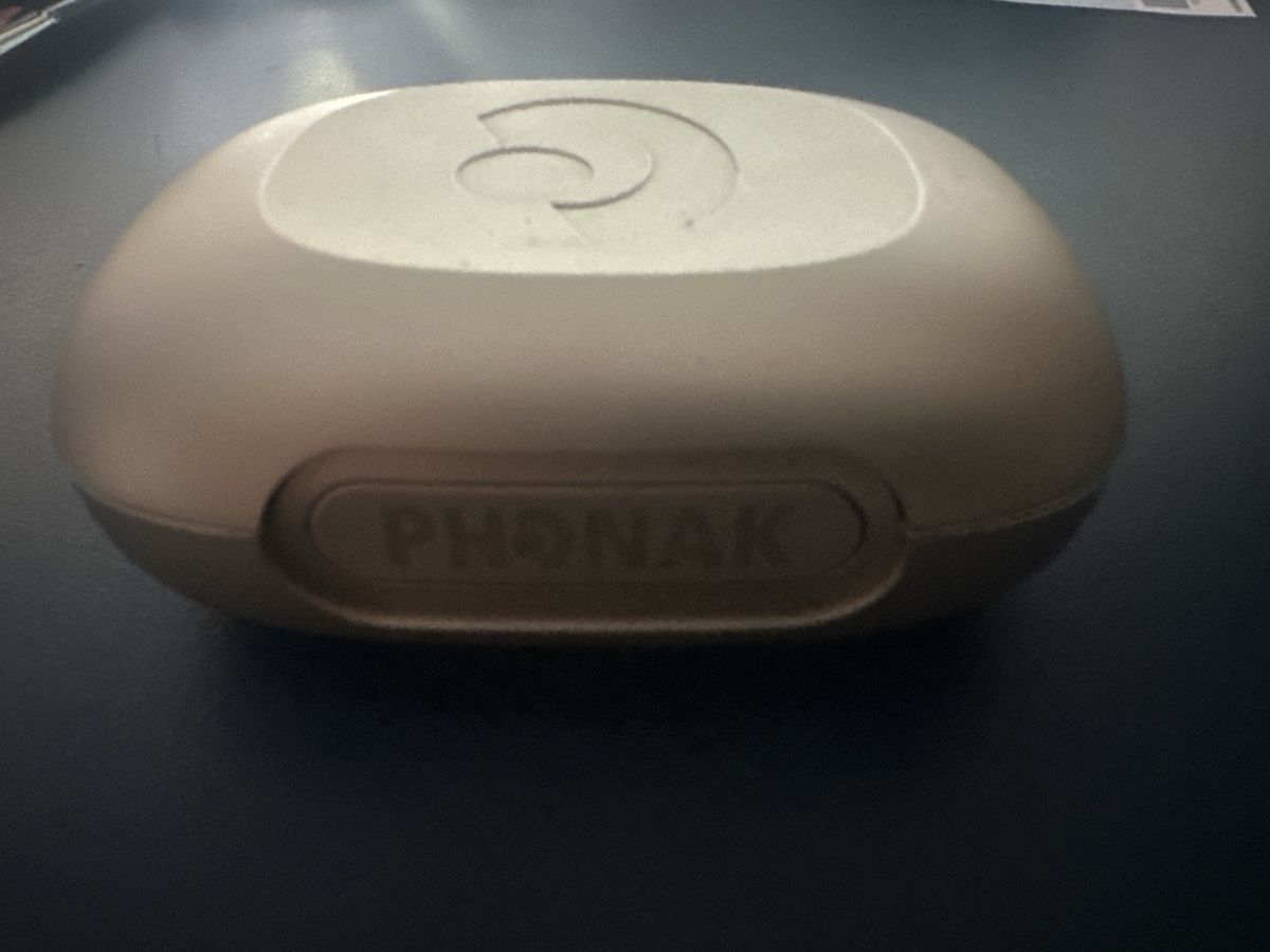 Phonak Attrezzature mediche: Widex Hörgeräte mit phonation Box beige – Usato da Belp venduto da M.X 1