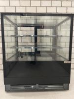 Kühl- & Kuchenvitrine - Doppelverglasung - mit 2 Ablagen