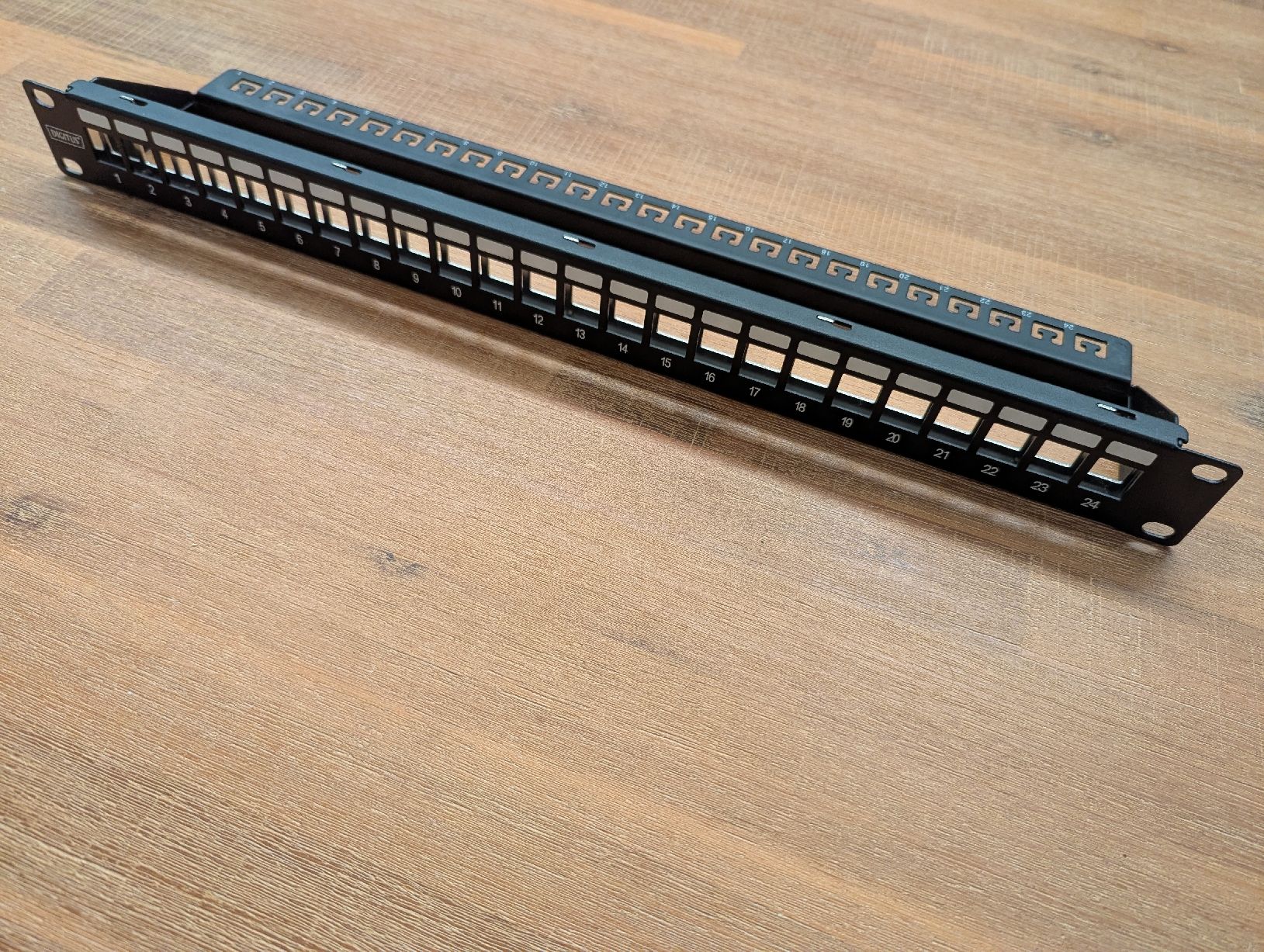 Altri accessori: 19'' Keystone Panel 1H – Usato da Bern venduto da q-destry