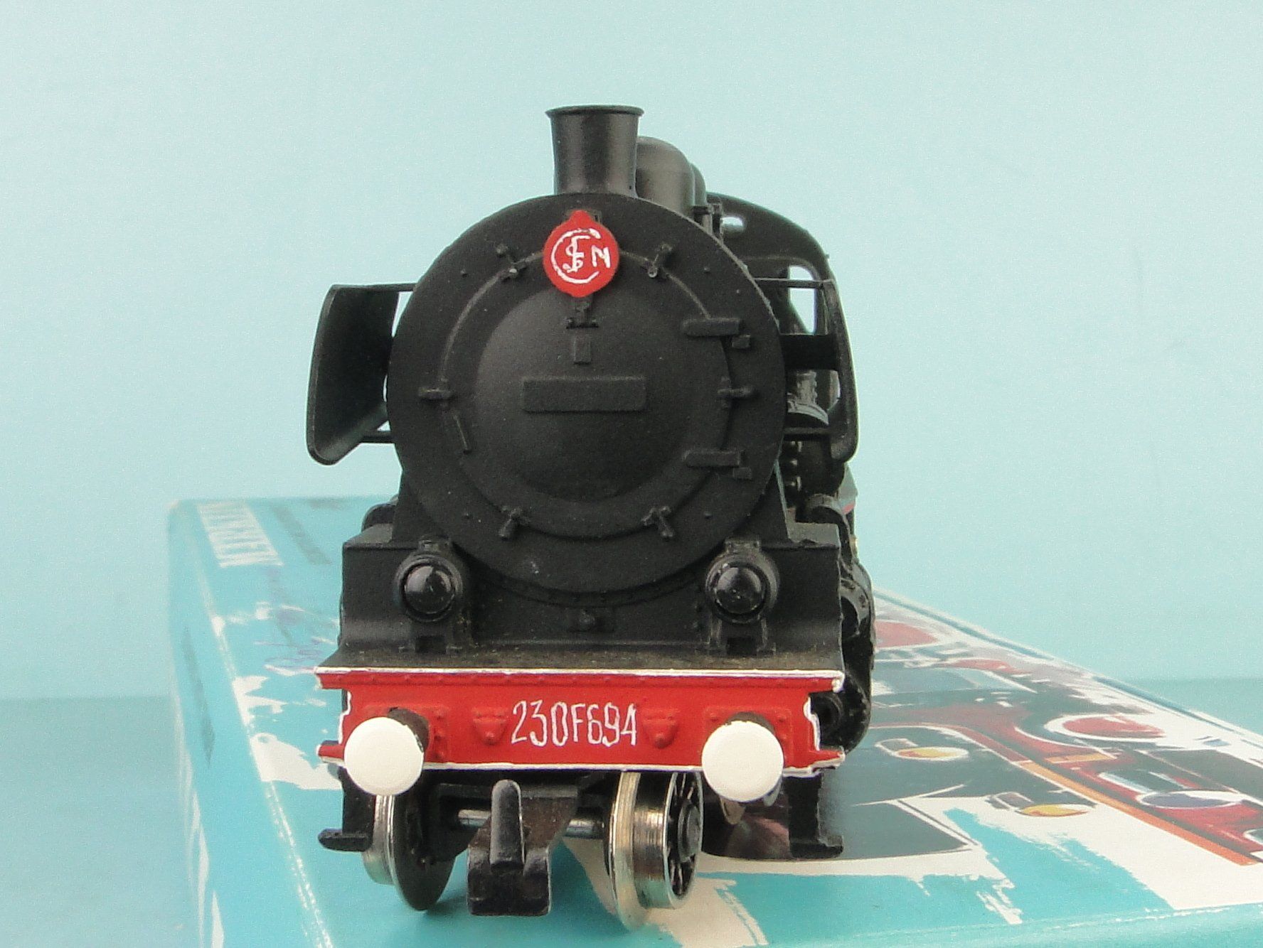 Märklin Modellini di ferrovie: Märklin 8396 SNCF 230 aus eine P8 – Usato da Bülach venduto da cann11 2