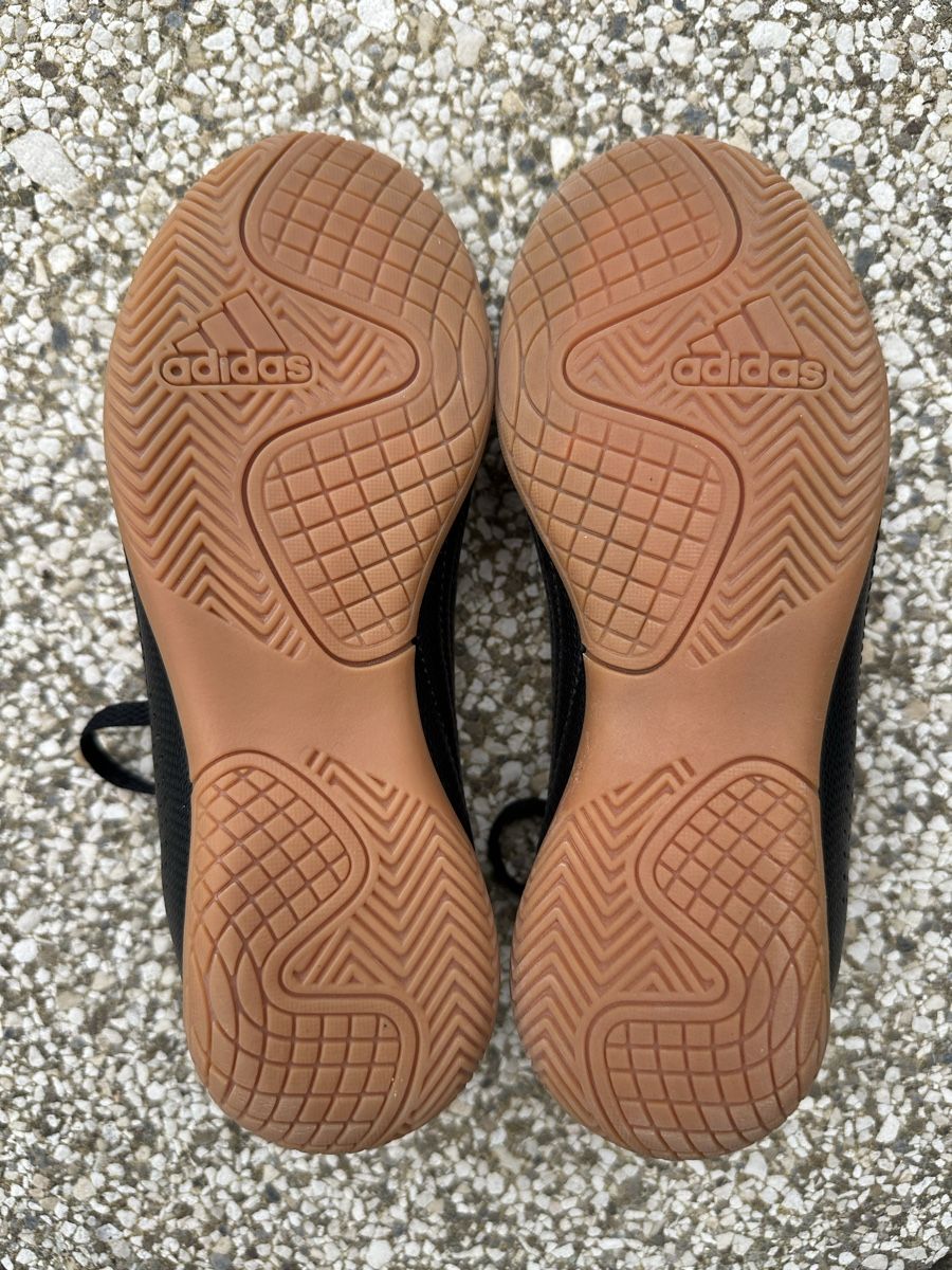 Adidas Scarpe da uomo: Fussball Hallenschuhe Gr. 32 – Usato da Zürich venduto da Lilly49 3