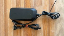 Ladegerät zu Akku zu E-Bike Upstreet 5