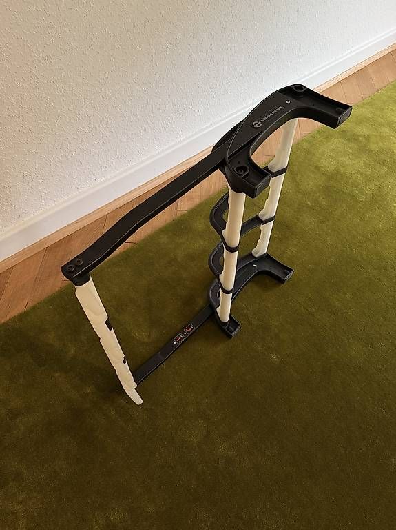 König & Meyer Supporti per strumenti musicali & leggii: K&M Guardian 3 Gitarrenständer – Usato da Basel venduto da -Soulfood- 3