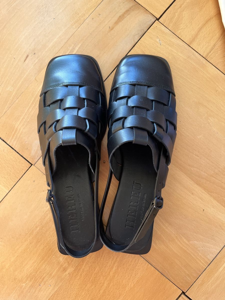 Scarpe da donna: Mules Hereu taille 37 – Usato da Bern venduto da marinouzien