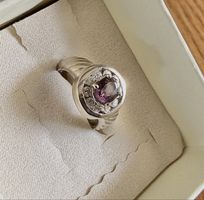 Hübscher Ring 925 mit lila & weissen Steinen, Grösse 55