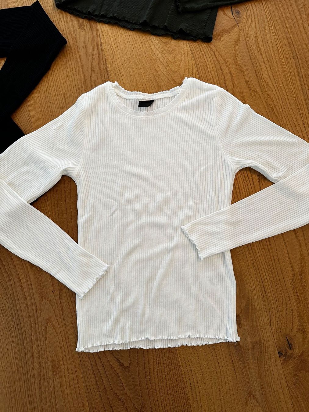 Lotti di vestiti: 5 langarm T-Shirts Gr. 34/36 – Usato da Sissach venduto da tapasu 1