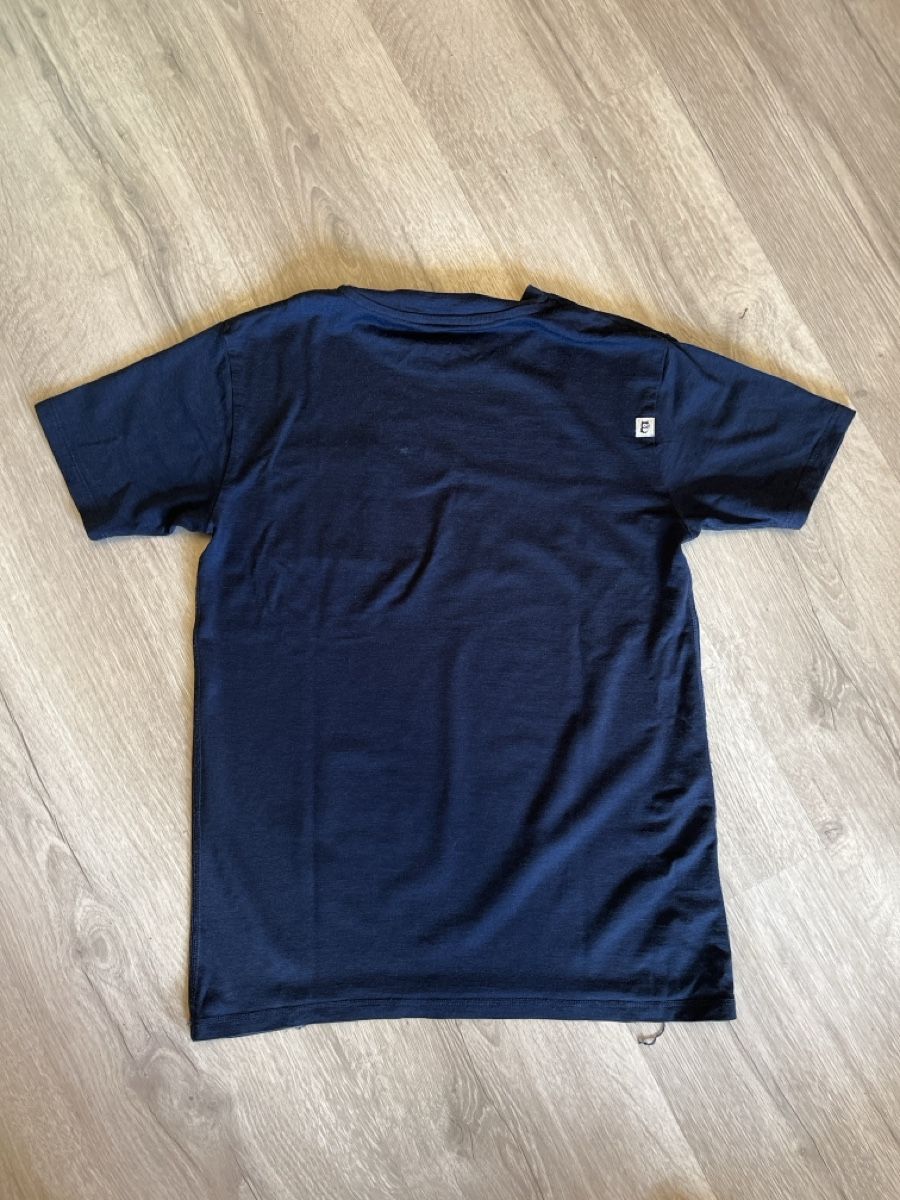 T-shirt: Namuk t-shirt – Usato da Gstaad venduto da sigrist3 2