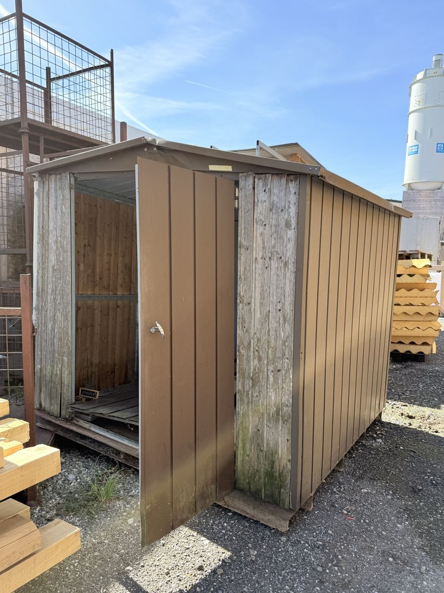 Cabanes de jardin & serres: Gartenhaus Defekt – D'occasion à Affoltern BE par _Kaeser_ 1