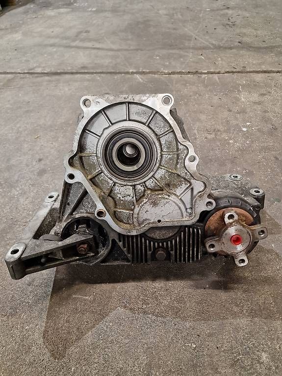 Tutti pezzi di ricambio auto: bmw e46 NV124 verteilgetribe  – Usato da Niedergösgen venduto da Zecinha 1