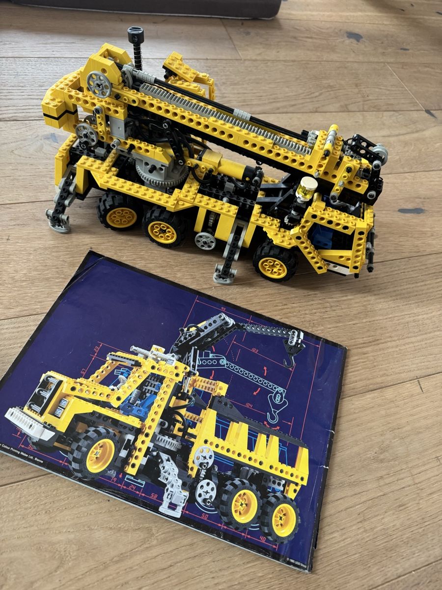 Lego Kit di costruzioni: Vintage Lego Technic Set: 8414, 8460, 8235 – Usato da Zug venduto da axx3l 5