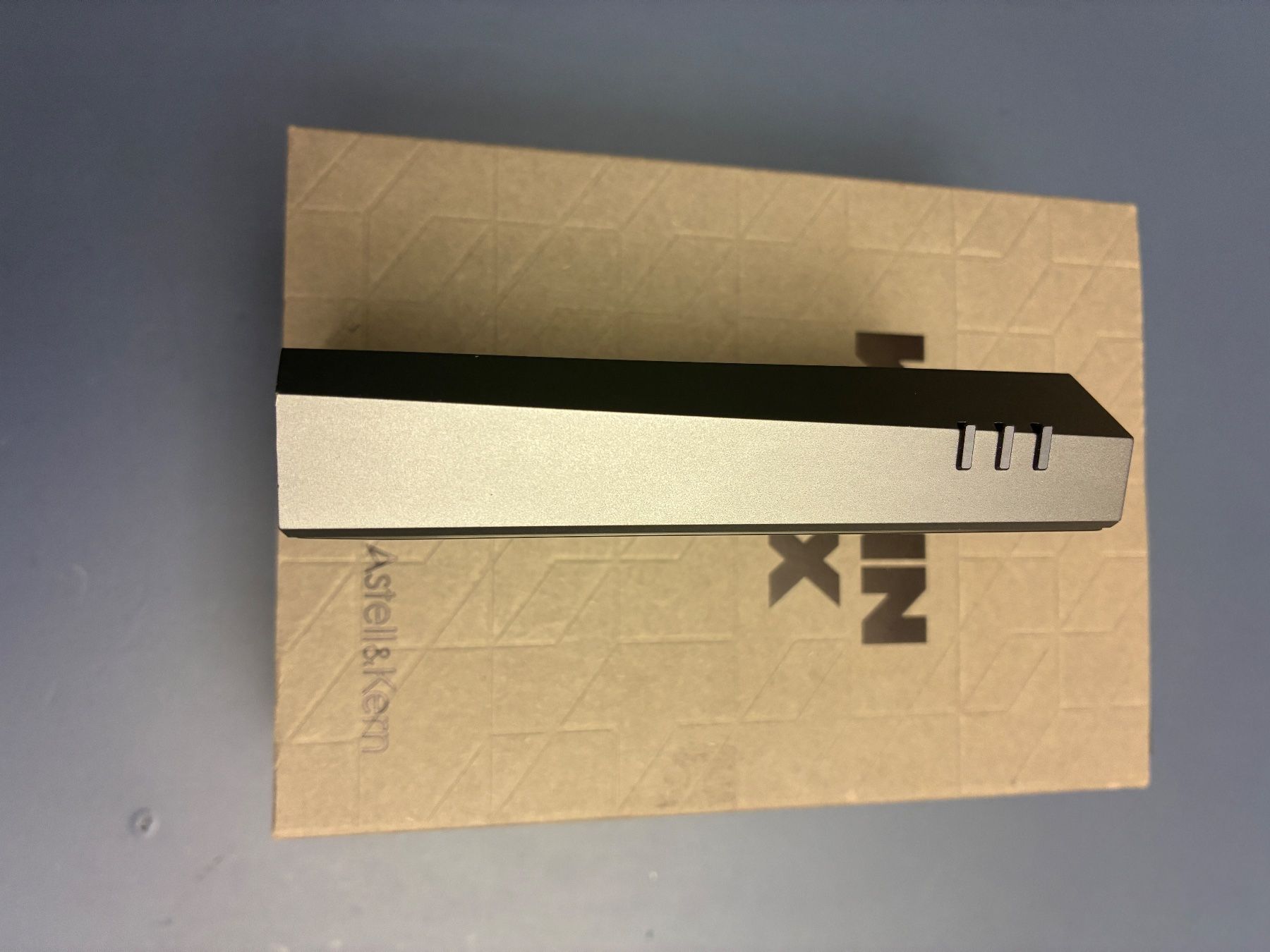 Astell & Kern Lettore multimediale portatile: Astell Kern Kann Max – Usato da Zürich venduto da Dodo270 1