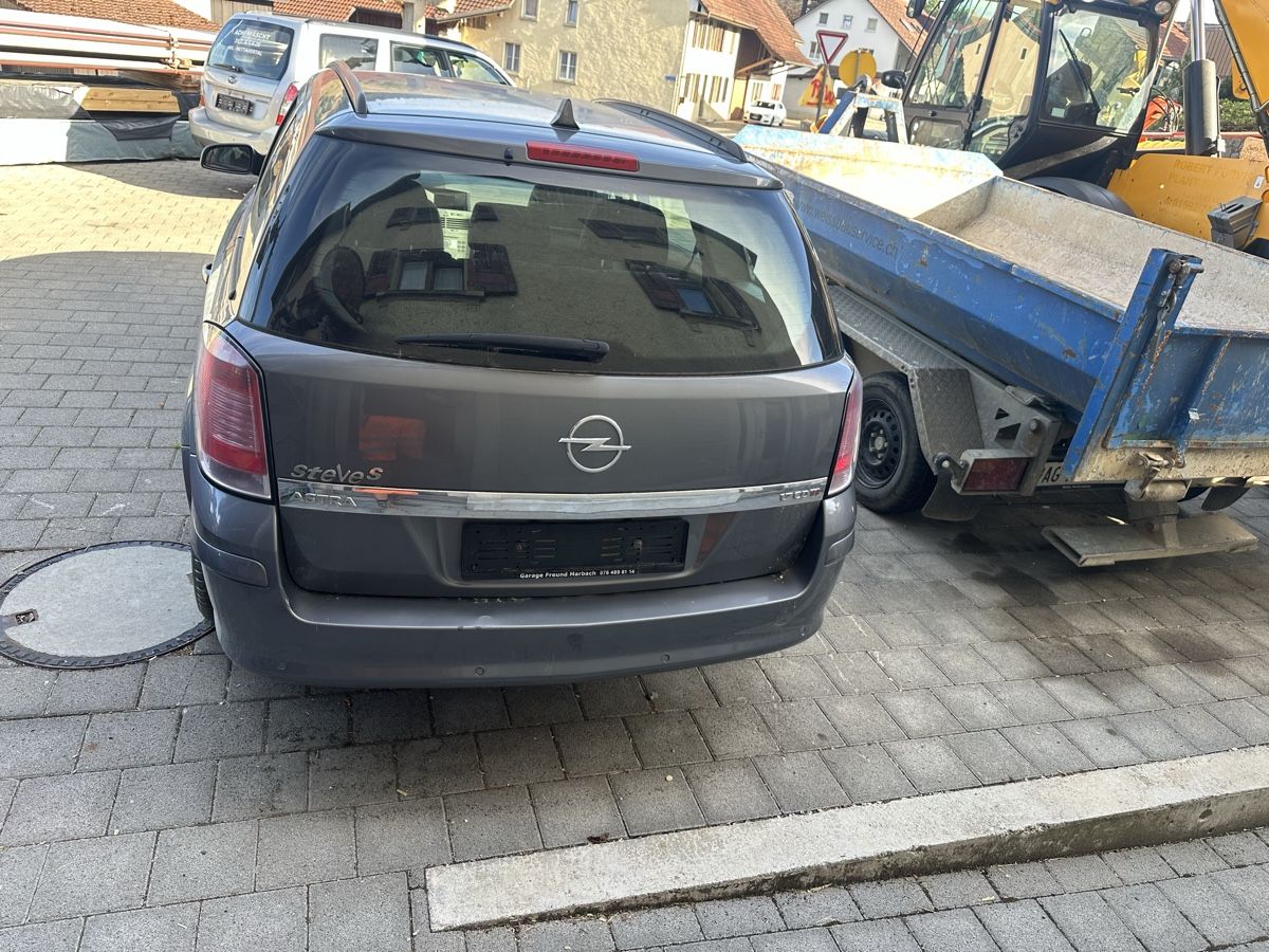 Opel Autos: Opel Astra 1,7 CDTI – Gebraucht aus Bözberg von Fabian0111 2