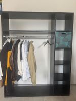 Schwarzes Kleiderregal / Garderobe mit viel Stauraum!