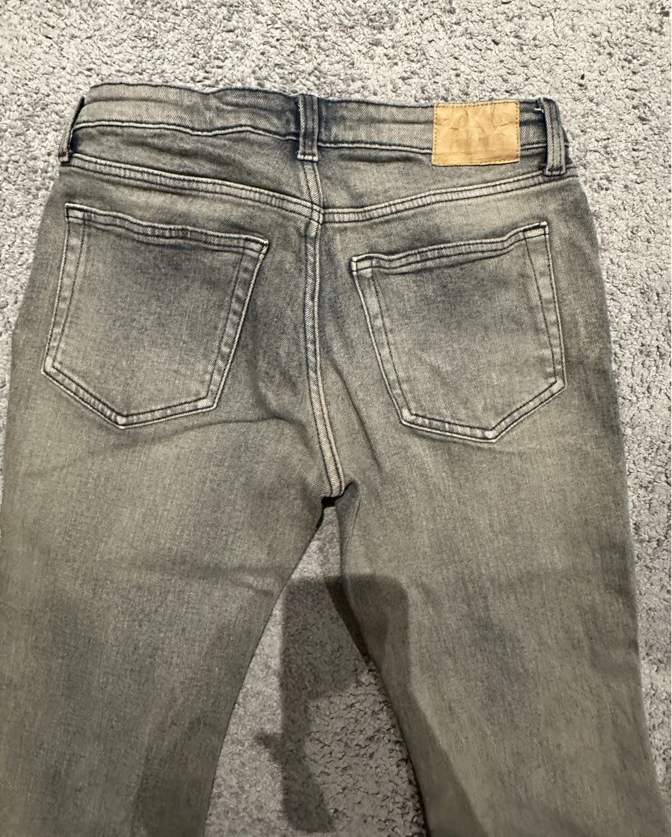 Weekday Jeans: Weekday flame low flared Jeans - W27 L32 – Nuovo (secondo la descrizione) da Kerns venduto da liv_8rly 2