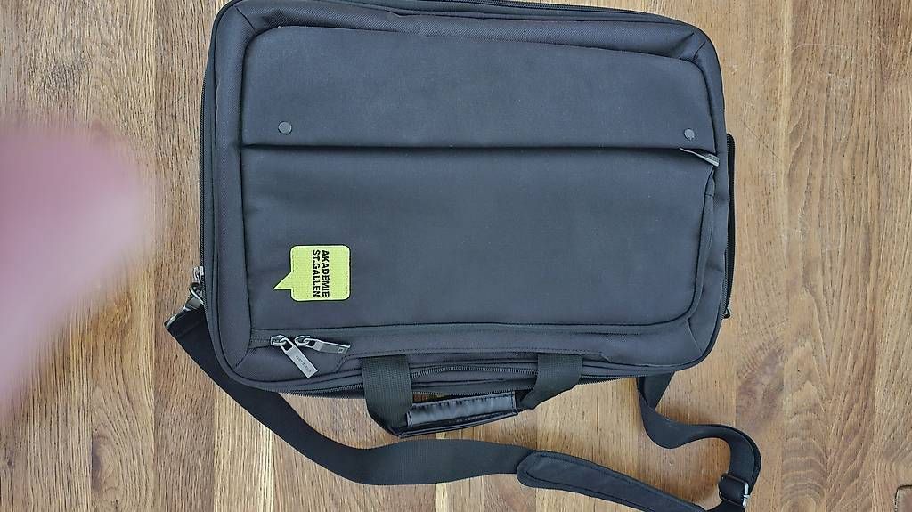 Zaini: Laptop Tasche/Rucksack – Usato da Niederwil SG venduto da ber_yb67 2