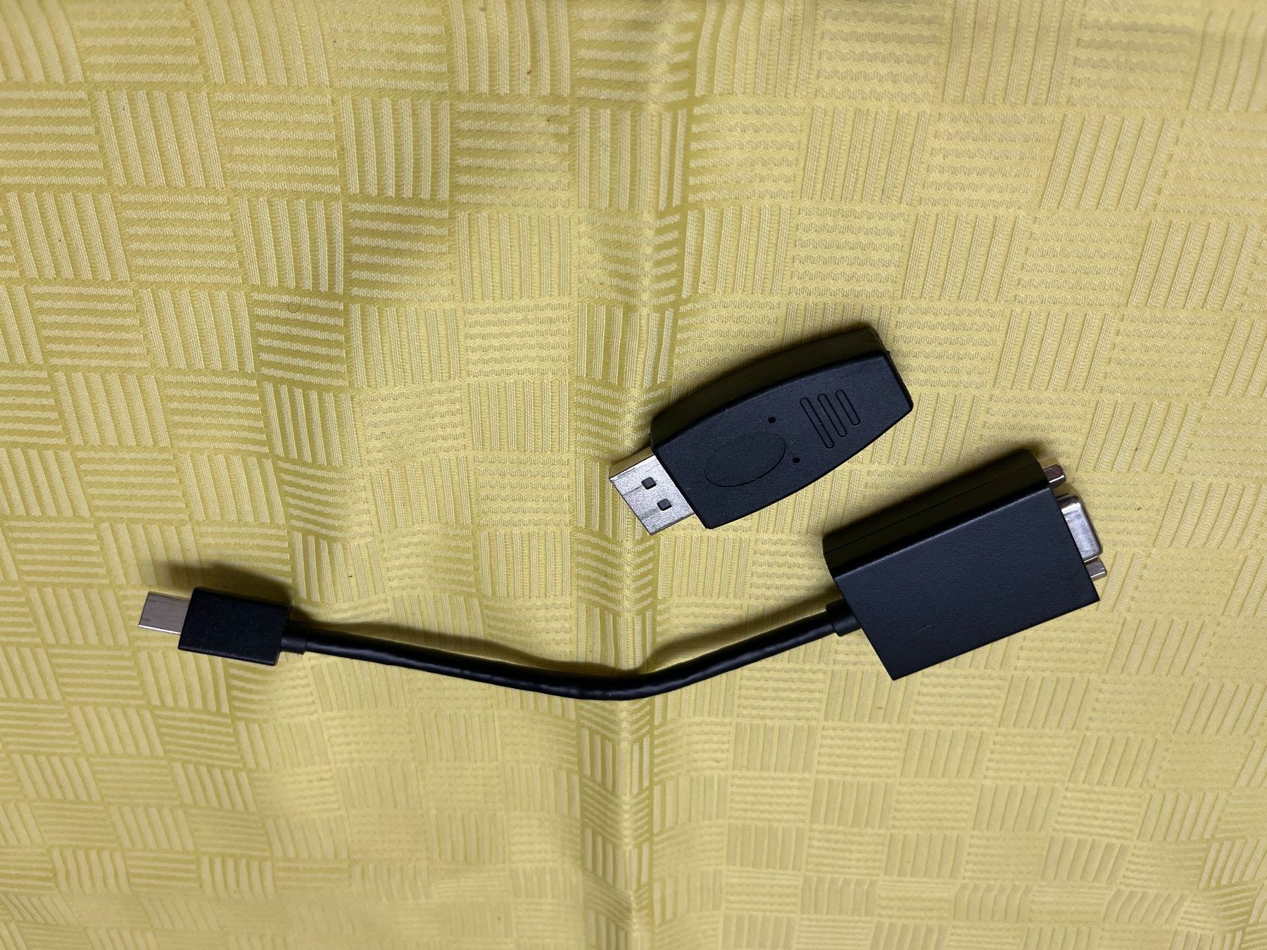 Laufwerke & Adapter: Diverse PC Laptop Adapter – Gebraucht aus Adliswil von Sphinx