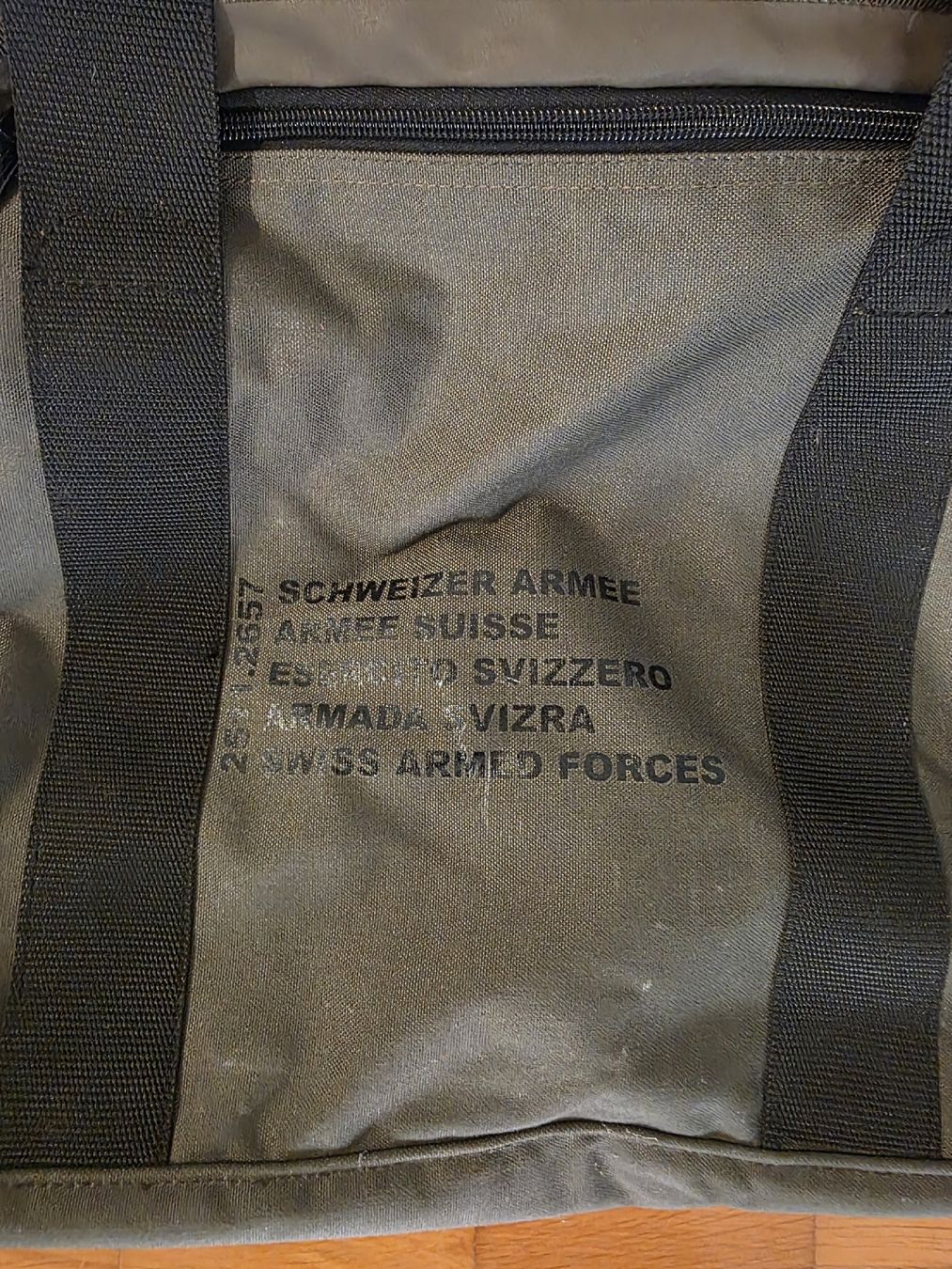 Schweizer Armee Borse: Schweizer Armee "F-Tasche" – Usato da Winterthur venduto da Eljabanebre 1