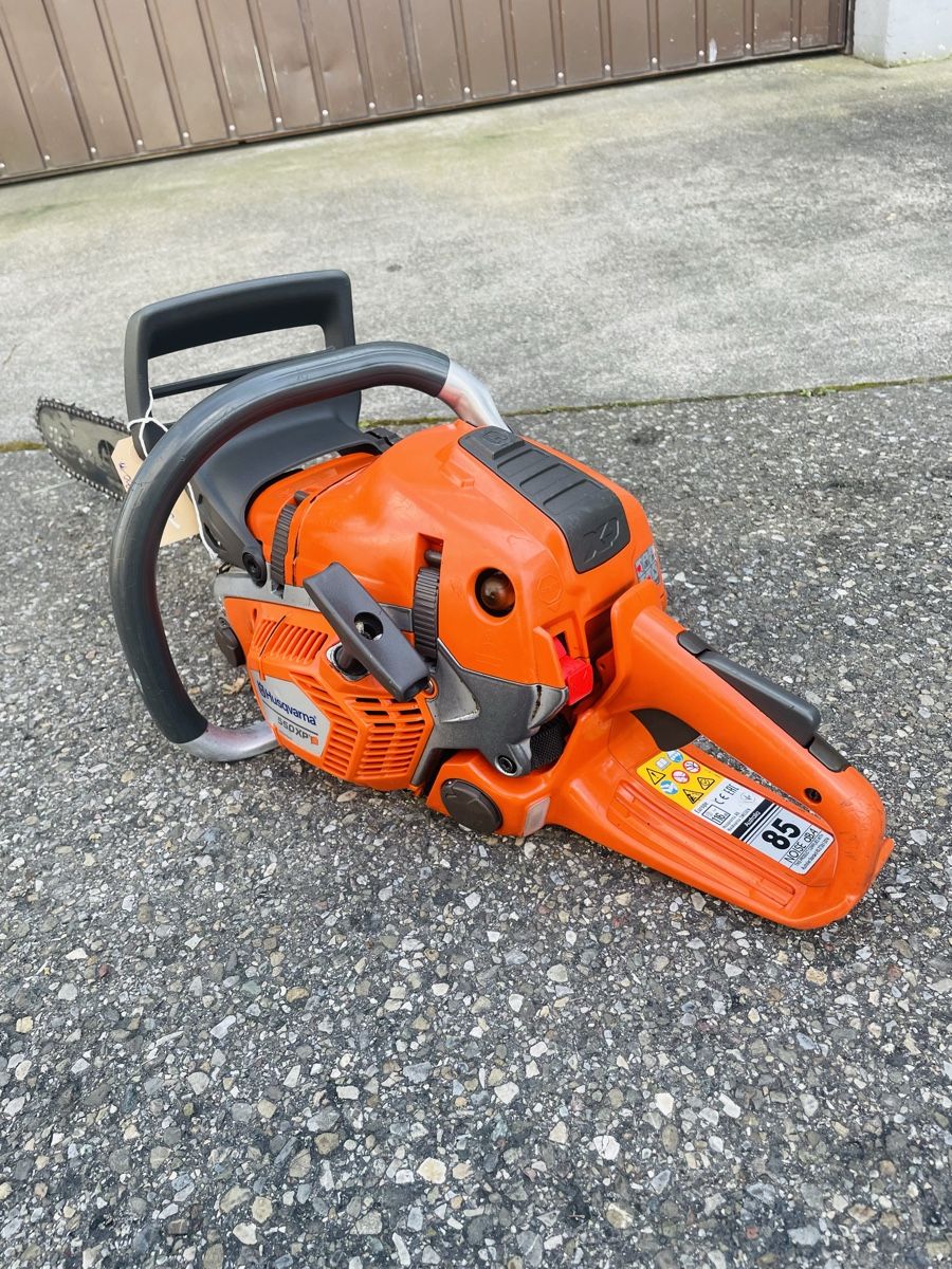 Husqvarna Seghe: Motorsäge Husqvarna 550 XP – Usato da Würenlos venduto da Shop_Shop 2