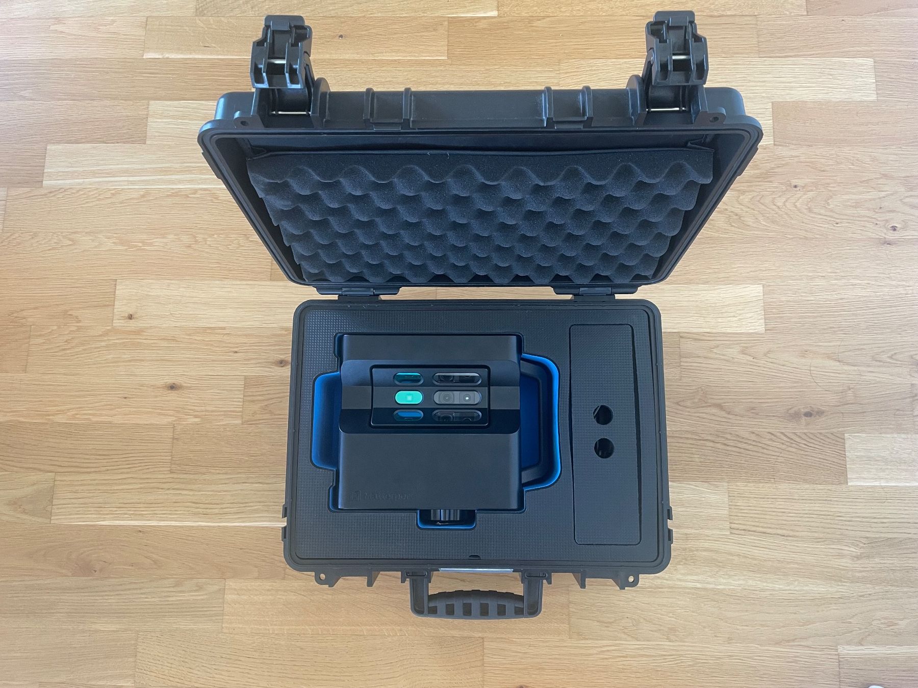 Fotocamera: Matterport Pro2 3D-Kamera – Usato da Luzern venduto da WASAM