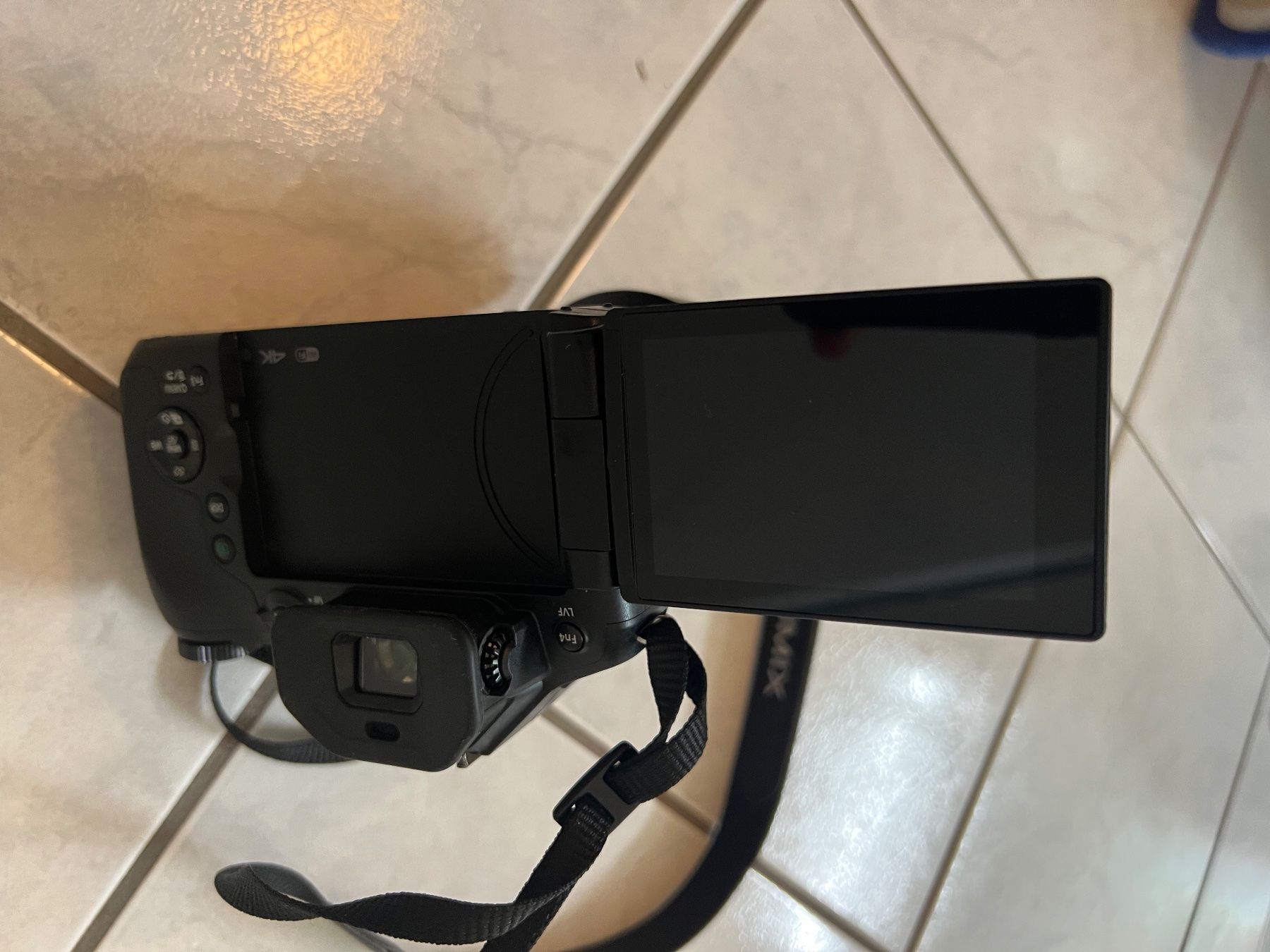 Panasonic Kamera: DMC-FZ300 LUMIX – Gebraucht aus Basel von La.Bonne.affaire 5