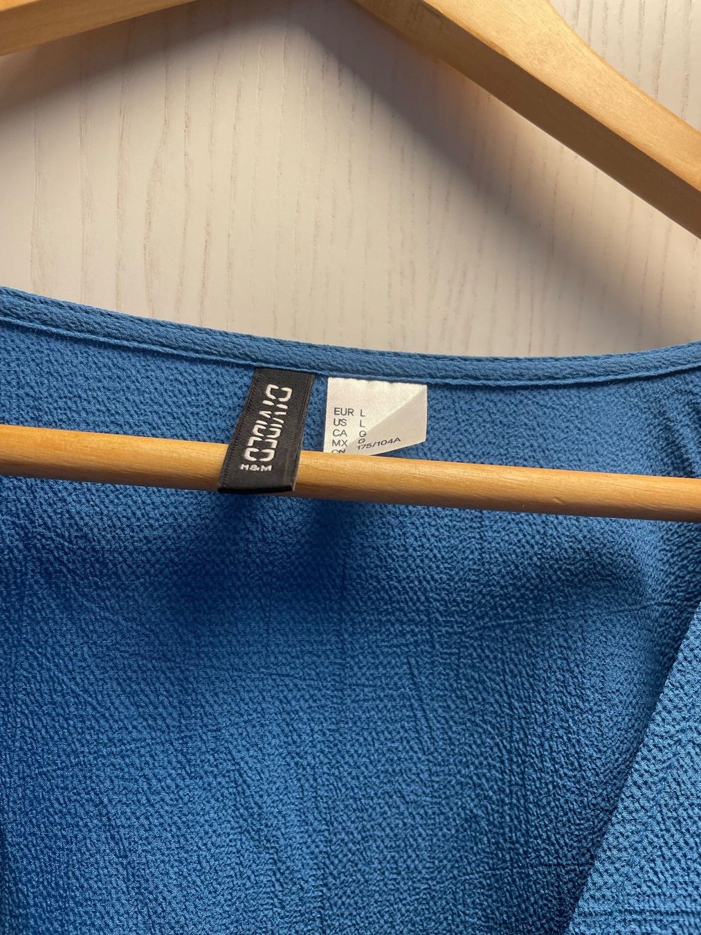 H&M Kleider: H&M Damen Kleid L – Gebraucht aus Tägerwilen von makcode09 2