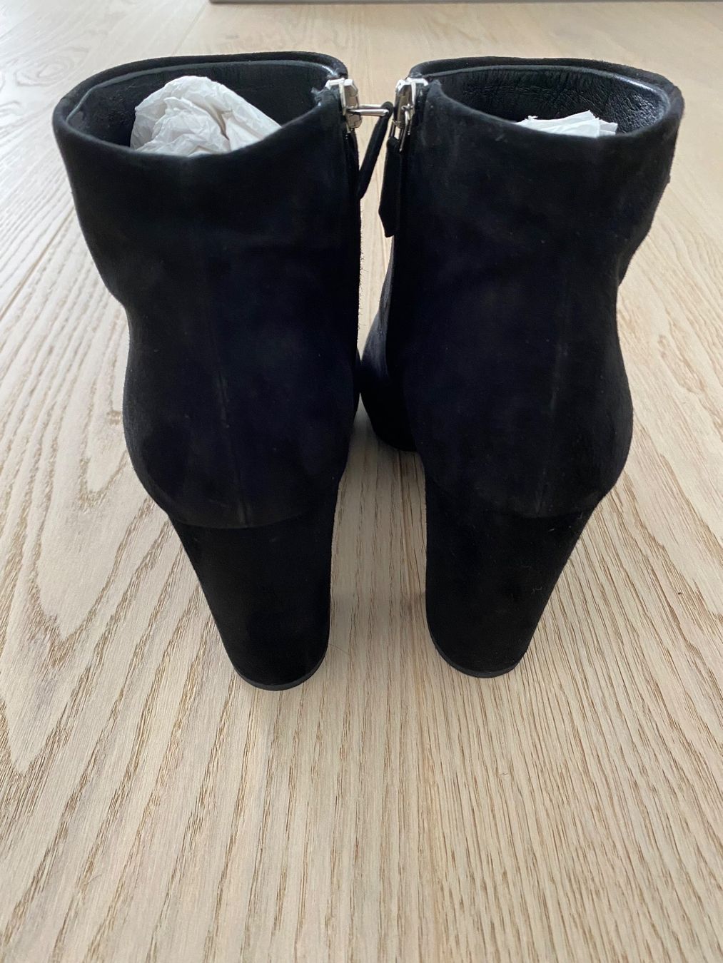 Prada Scarpe da donna: PRADA Stiefeletten Grösse 40 – Usato da Oberrohrdorf venduto da SMZ00 2