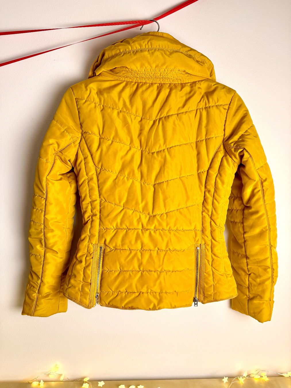 Giacche: Gelbe Winterjacke mit Pelz – Usato da Baden venduto da JellyMonster 5