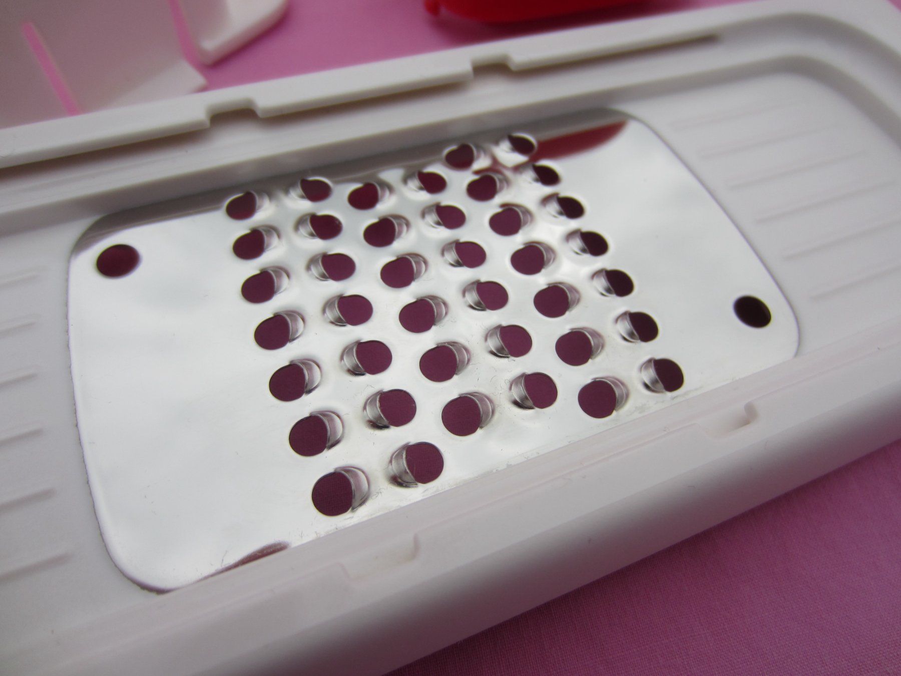 Tupperware Elettrodomestici da cucina: TUPPERWARE Speedy Mando Reibe Neuwertig – Nuovo (secondo la descrizione) da Sursee venduto da Tschiger 4